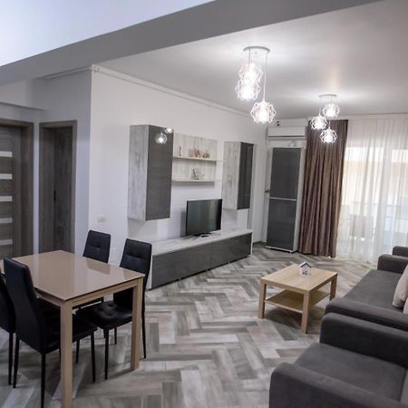 Sophia 2 & Moonlight Apartaments Mamaia Eksteriør bilde