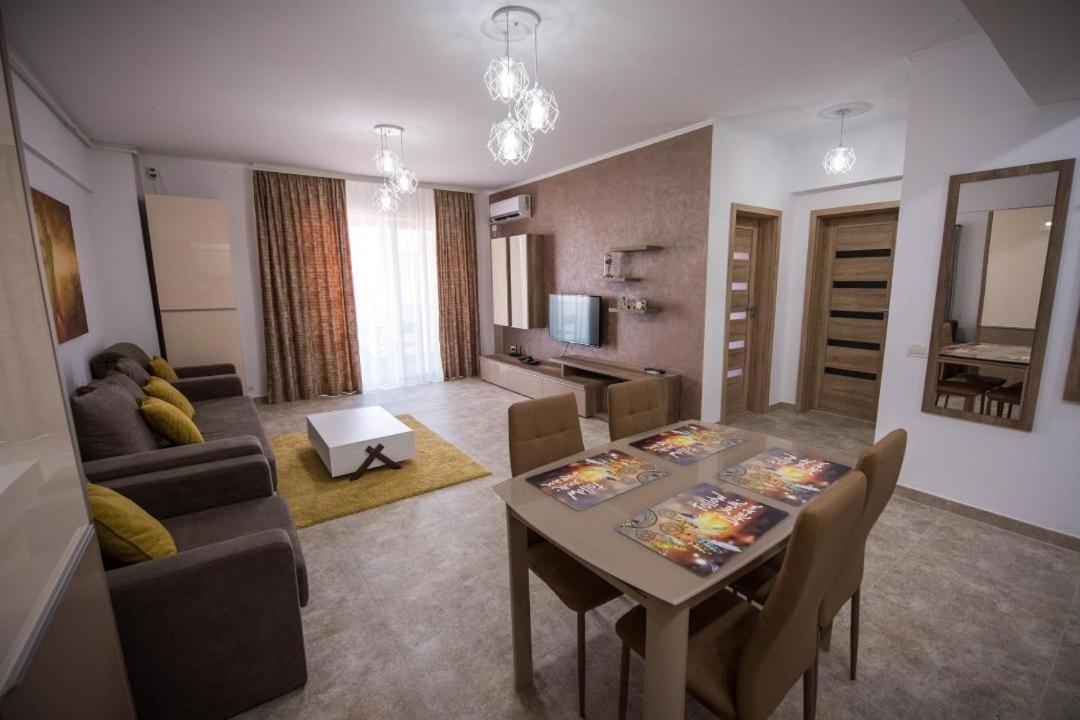 Sophia 2 & Moonlight Apartaments Mamaia Eksteriør bilde